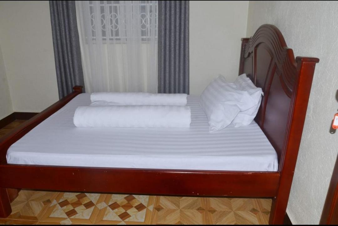 Migingo Suites 엔테베 외부 사진