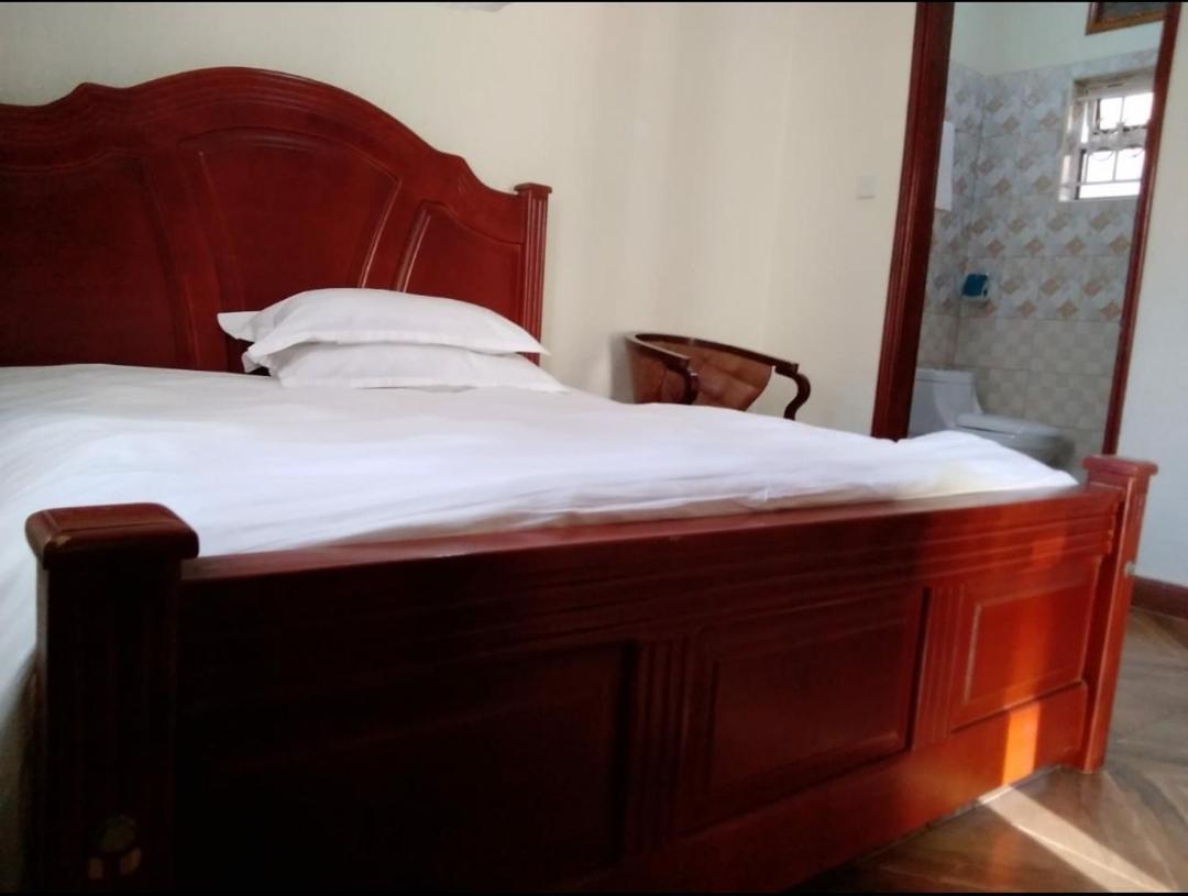 Migingo Suites 엔테베 외부 사진
