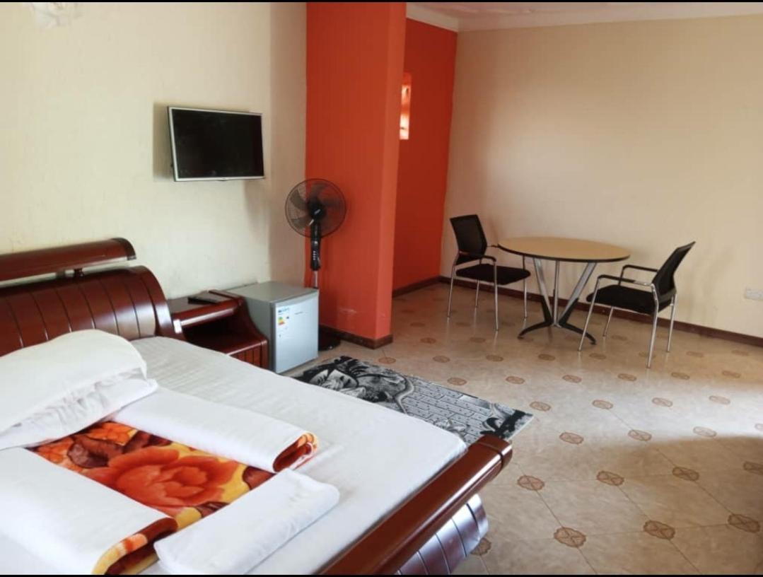Migingo Suites 엔테베 외부 사진